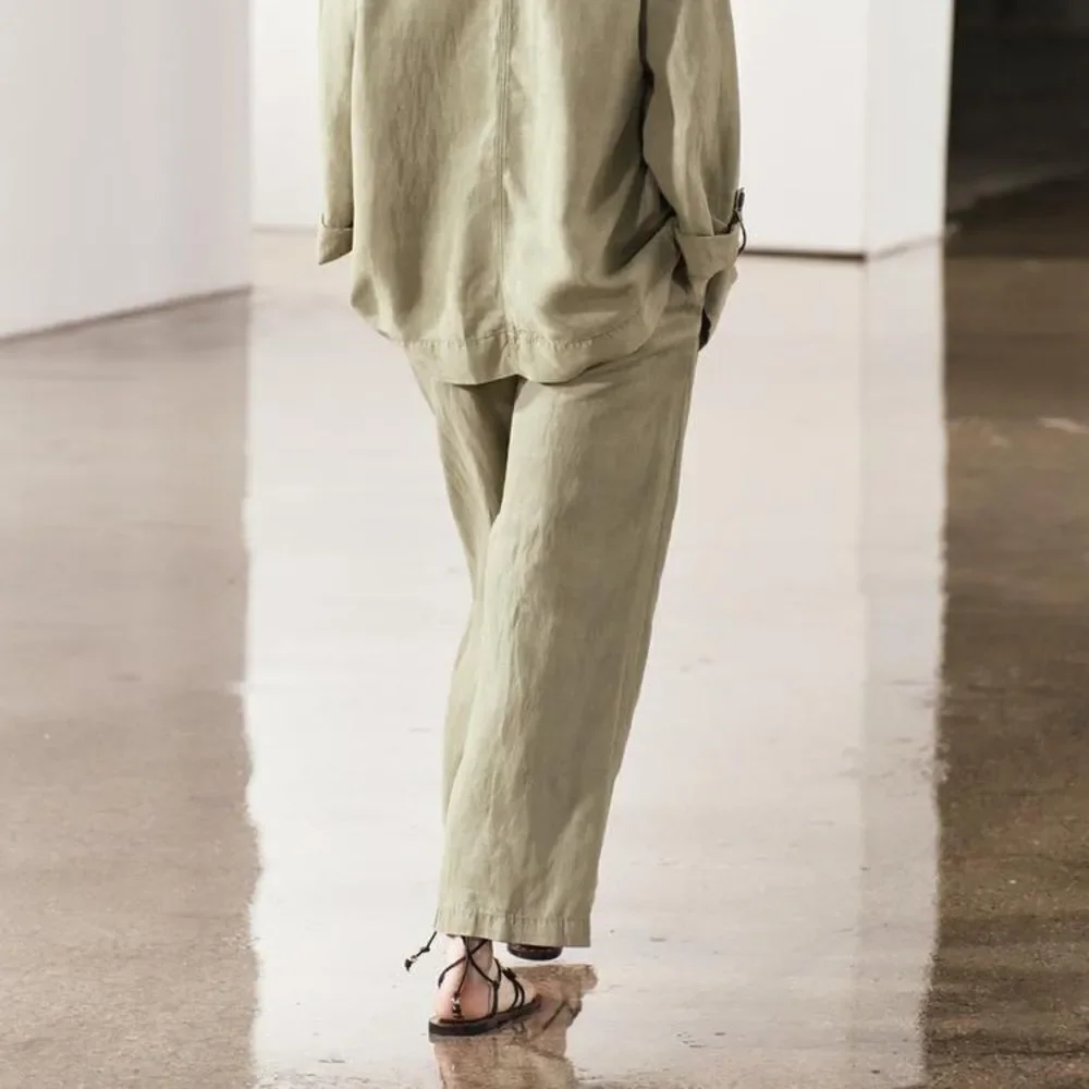 NWT ZARA ZW COLLECTION PAJAMA PANTS LIGHT KHAKI GREEN SMALL